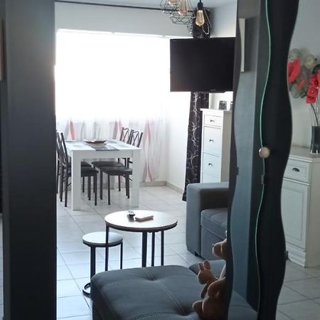 Ferienwohnung Le Queirele Le Lavandou Exterior foto