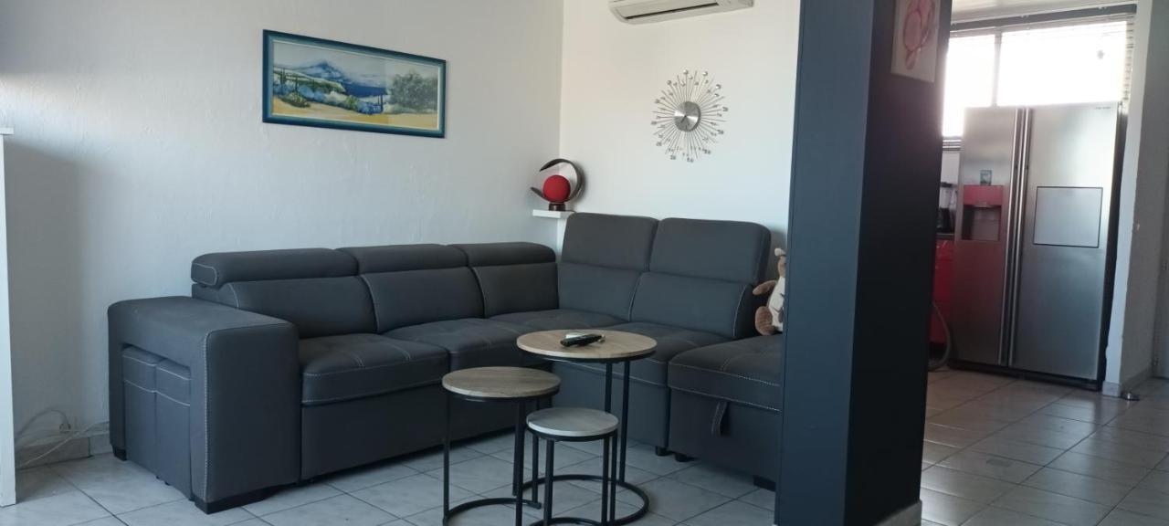 Ferienwohnung Le Queirele Le Lavandou Exterior foto