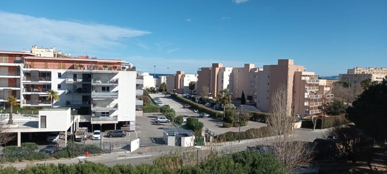 Ferienwohnung Le Queirele Le Lavandou Exterior foto
